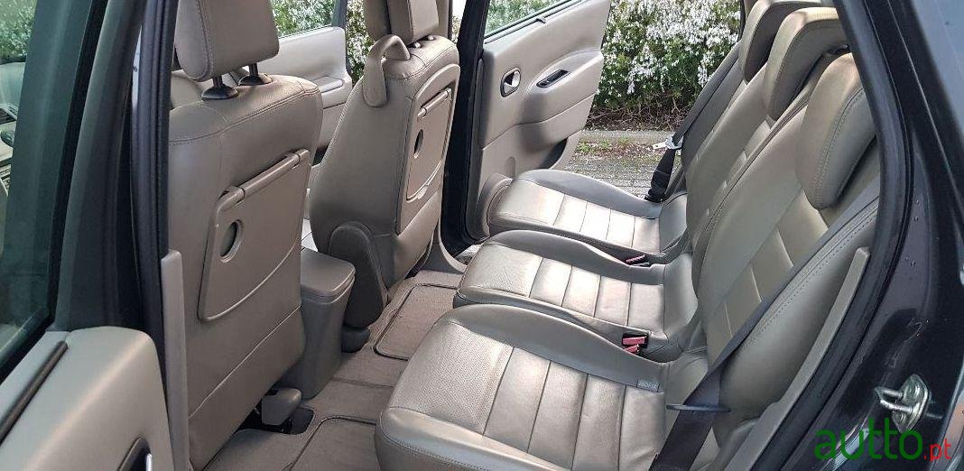 2006' Renault Scenic Ii photo #1