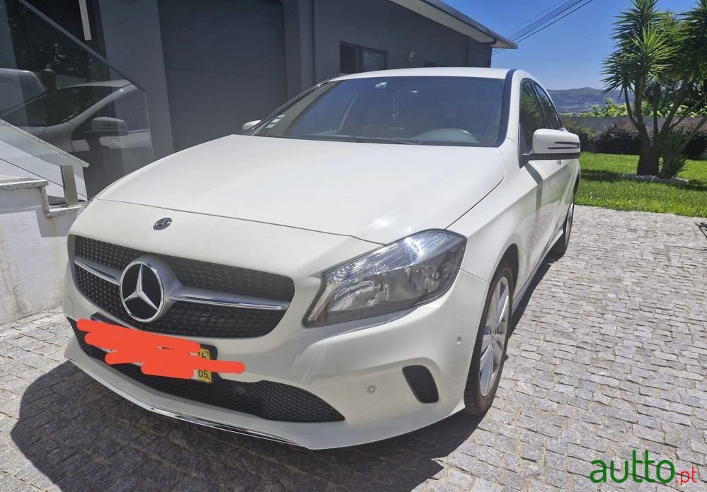 2018' Mercedes-Benz Classe A D photo #1