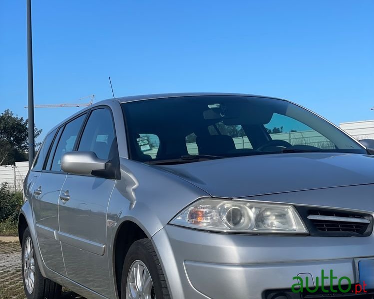 2008' Renault Megane Break photo #3