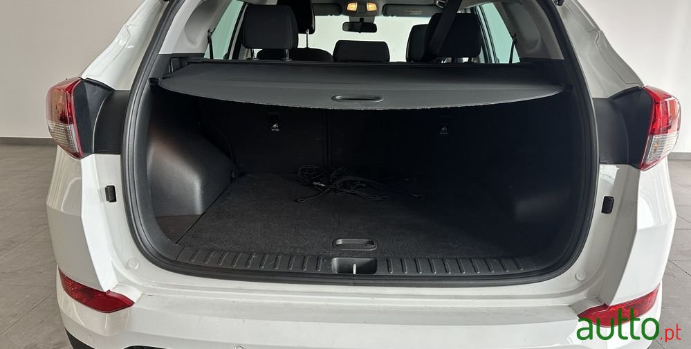 2018' Hyundai Tucson 1.7 Crdi Executive Dct photo #6