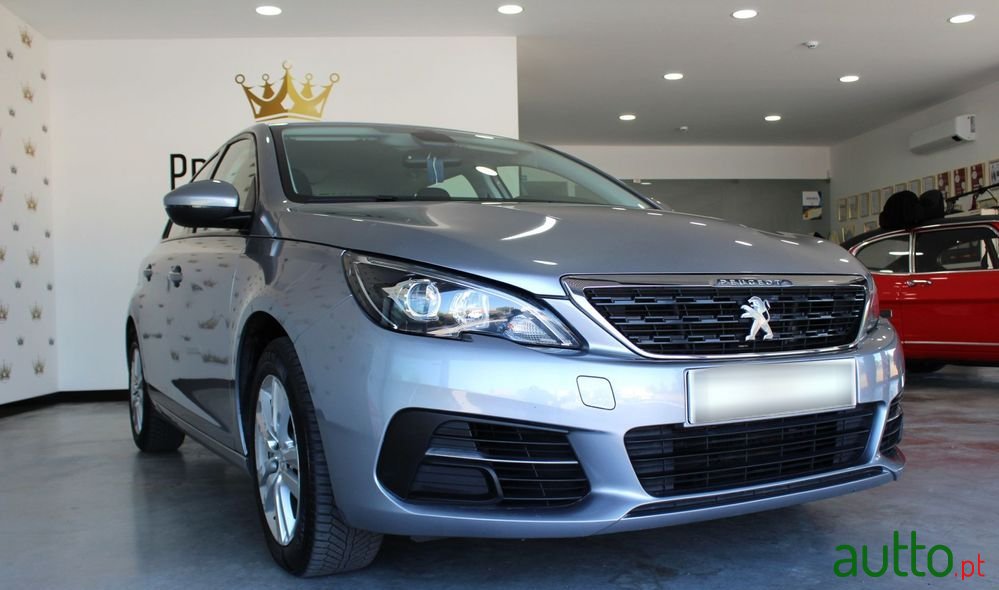 2018' Peugeot 308 photo #2