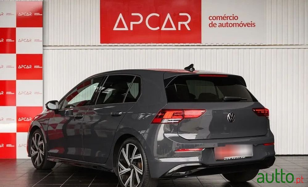 2022' Volkswagen Golf photo #5