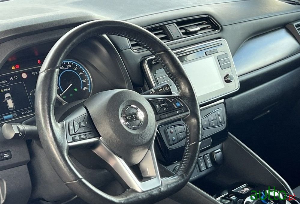 2018' Nissan Leaf photo #5