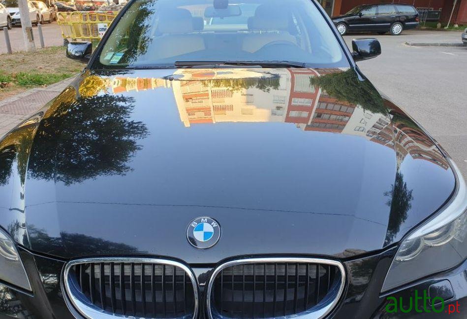 2008' BMW 520 Ver-D photo #2