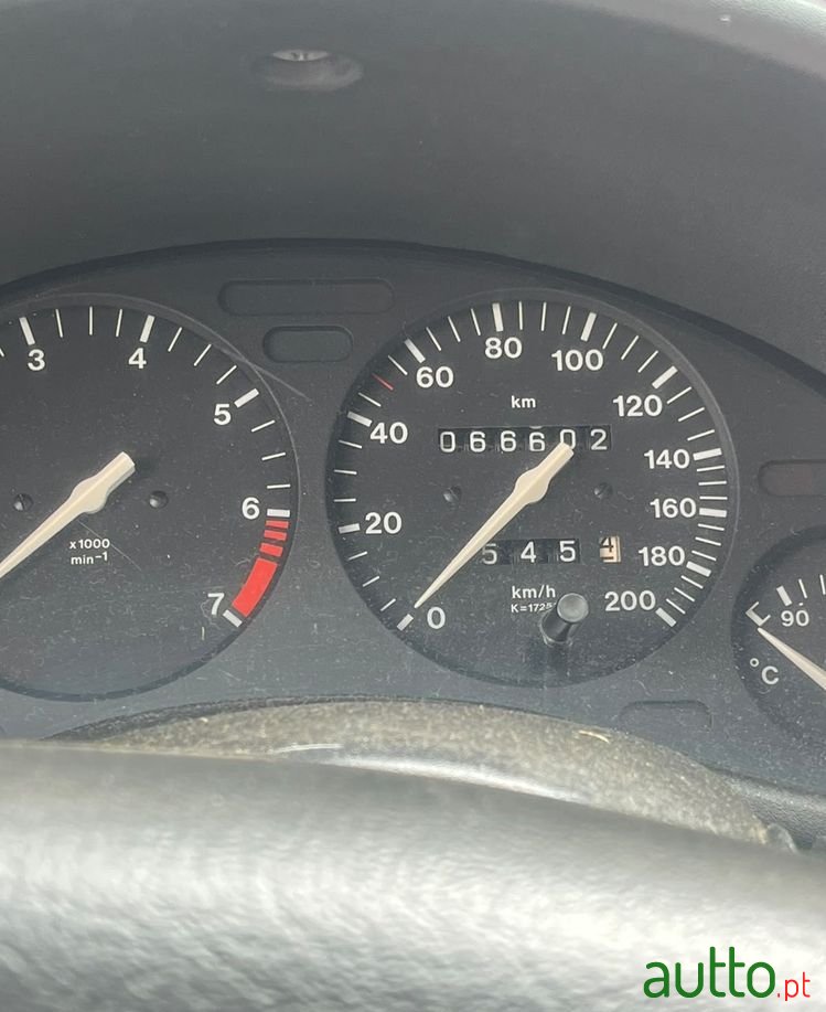 1997' Opel Corsa 1.0 photo #5