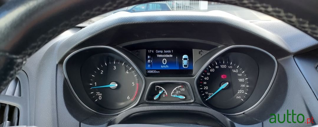 2018' Ford Focus photo #6