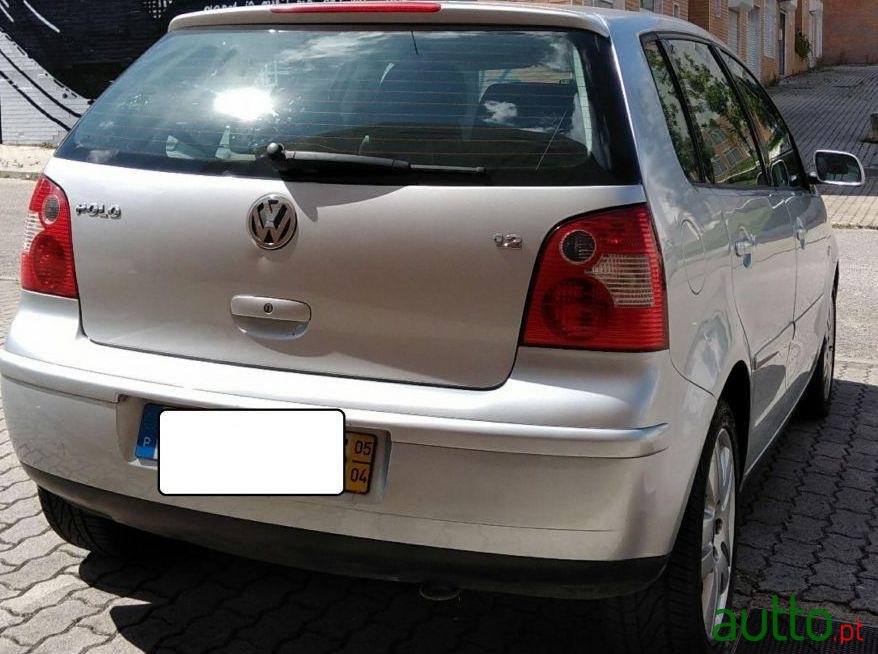 2005' Volkswagen Polo photo #1