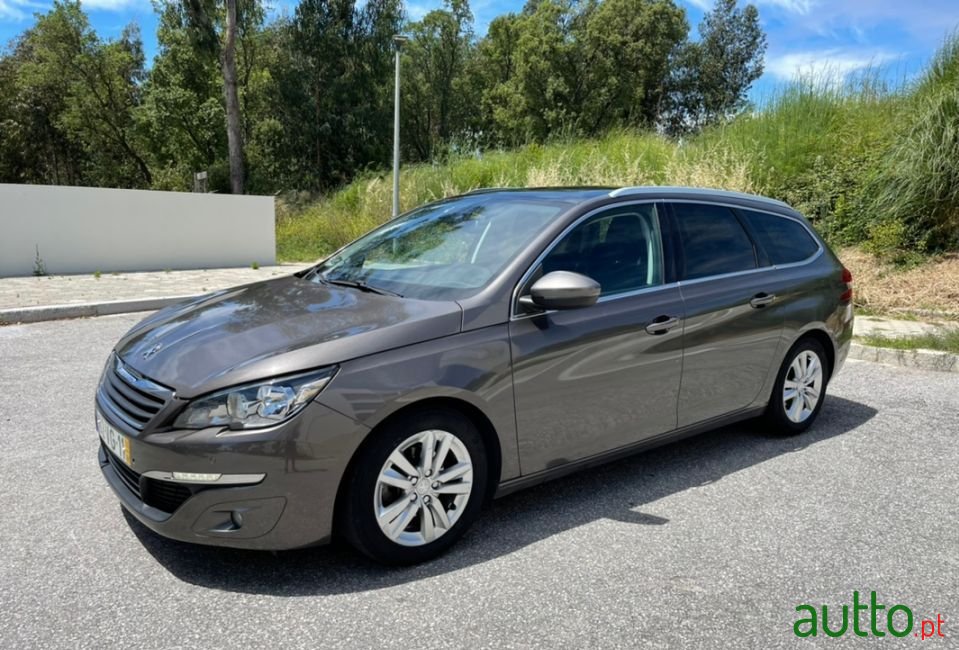 2014' Peugeot 308 Sw photo #3