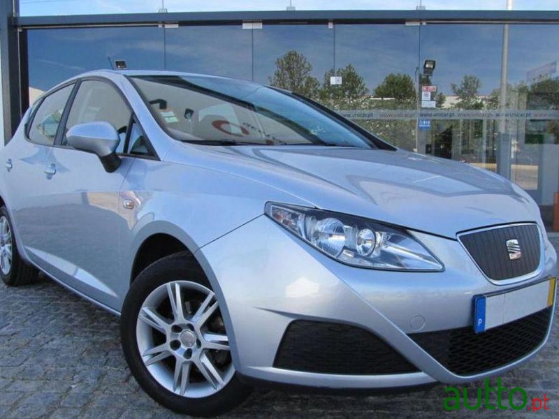 2010' SEAT Ibiza 1.4 Tdi Fresc Plus photo #2