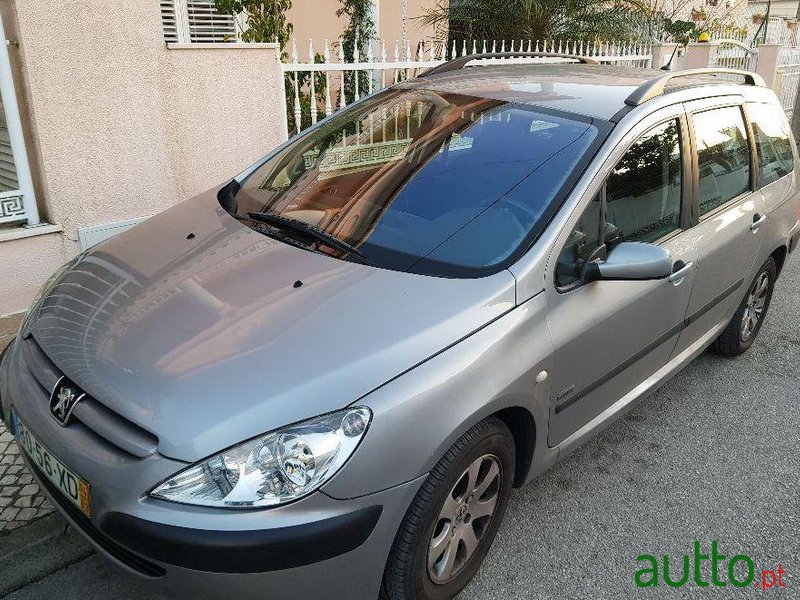 2004' Peugeot 307-Sw Navitech photo #1