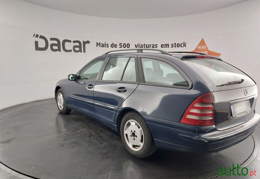 2001' Mercedes-Benz C 200 photo #3