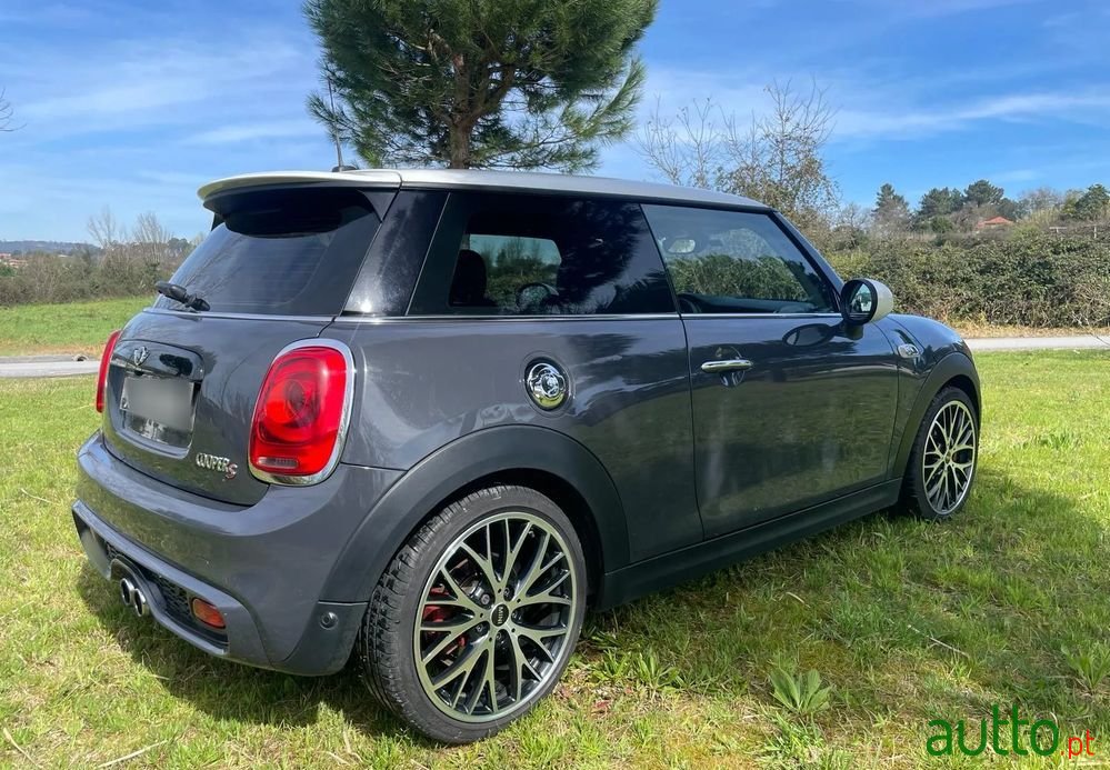 2016' MINI 3 Portas Cooper S photo #4