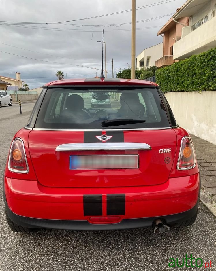 2008' MINI One 3 Portas photo #5