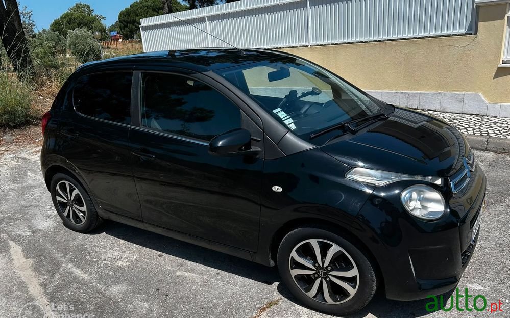 2016' Citroen C1 1.0 Vti Shine Etg photo #4