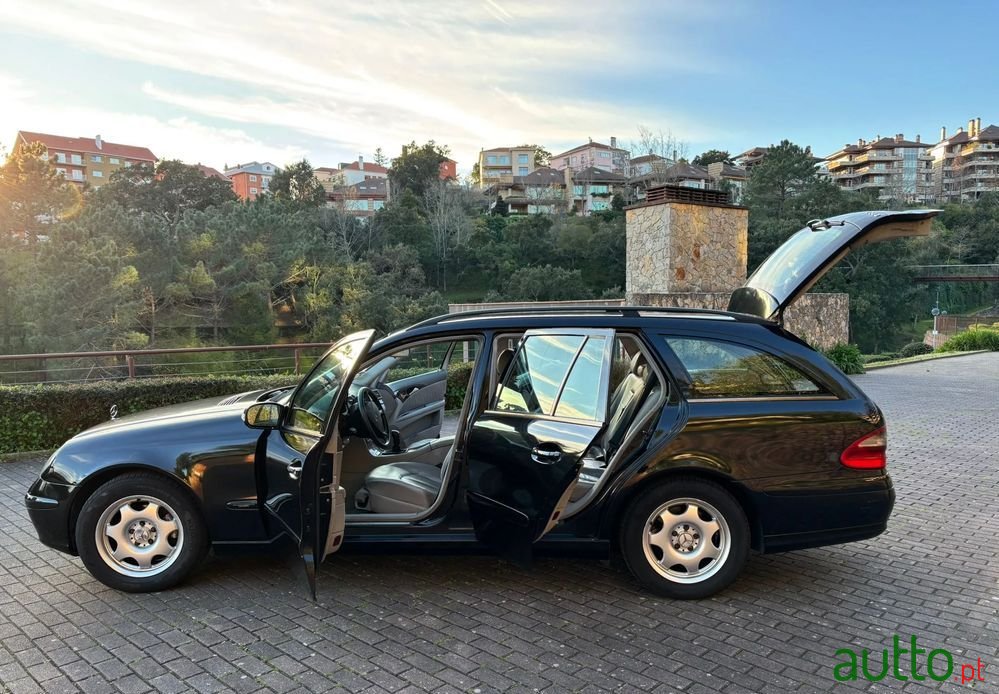 2005' Mercedes-Benz Classe E Cdi Classic photo #5