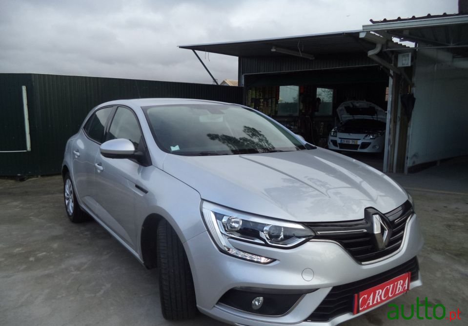2017' Renault Megane photo #5