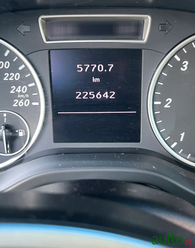 2015' Mercedes-Benz Classe A photo #5