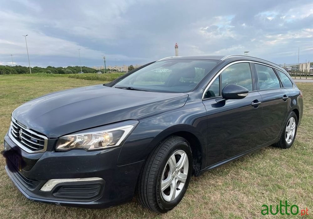 2016' Peugeot 508 Sw photo #2