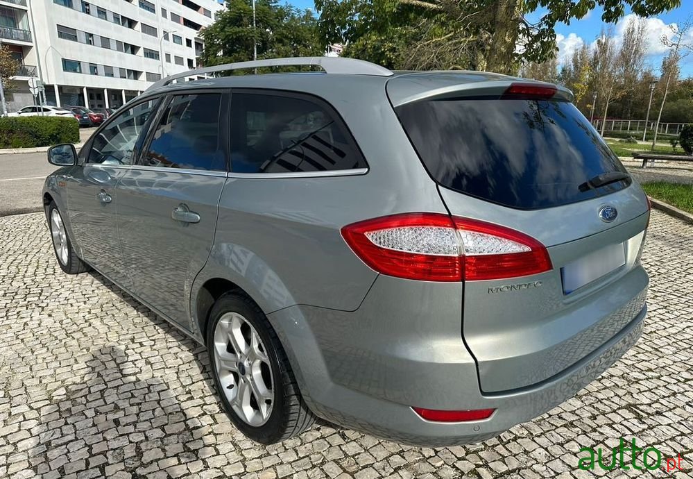 2008' Ford Mondeo Sw photo #2