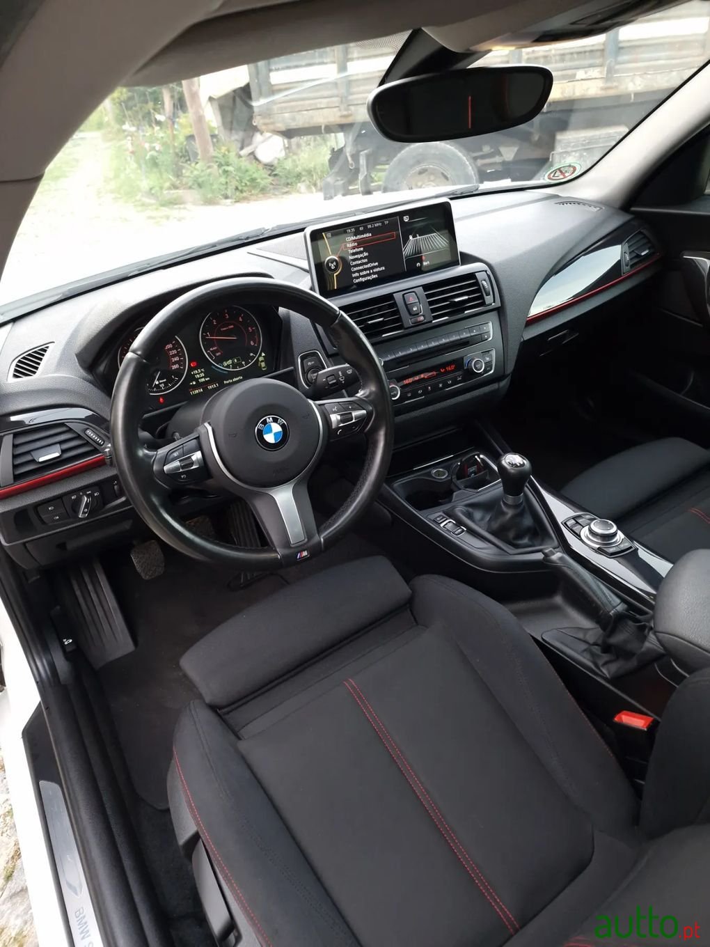 2015' BMW 220 photo #5