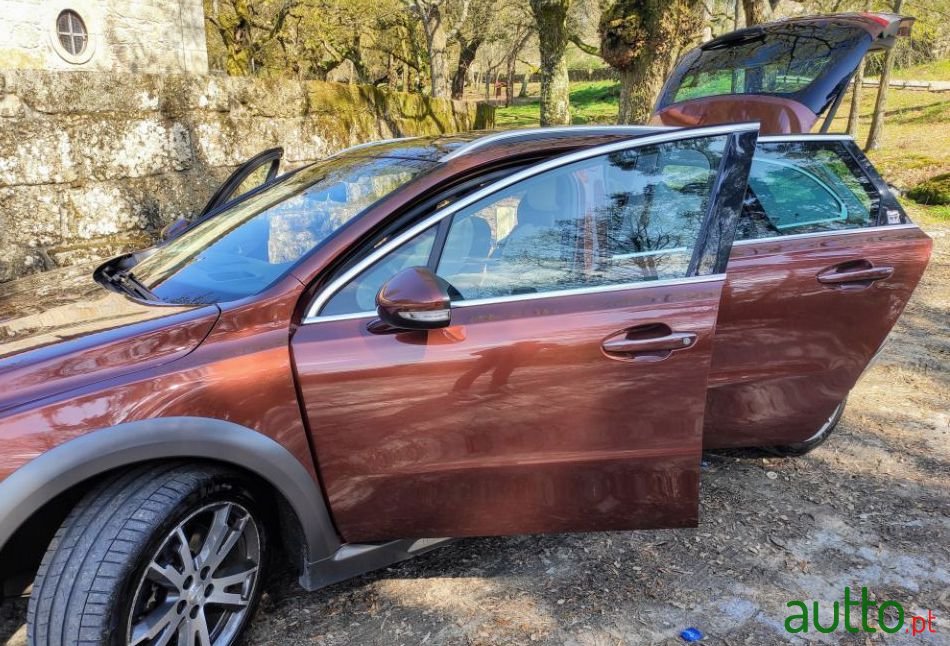 2011' Peugeot 508-Rxh photo #2