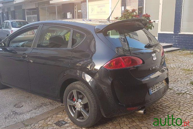 2007' SEAT Leon 1.9Tdi photo #1