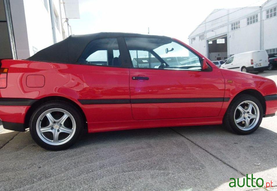 1995' Volkswagen Golf-Cabriolet 1.6 100Cv photo #1