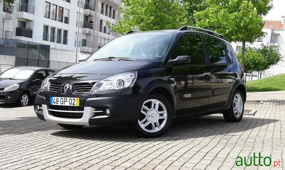 2008' Renault Scenic photo #1
