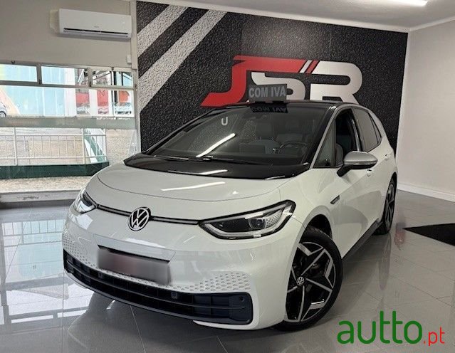 2020' Volkswagen ID.3 photo #1