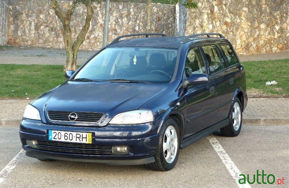 2001' Opel Astra Caravan Elegance photo #1