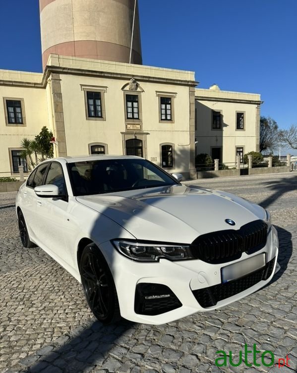 2019' BMW 330 E Pack M Auto photo #4
