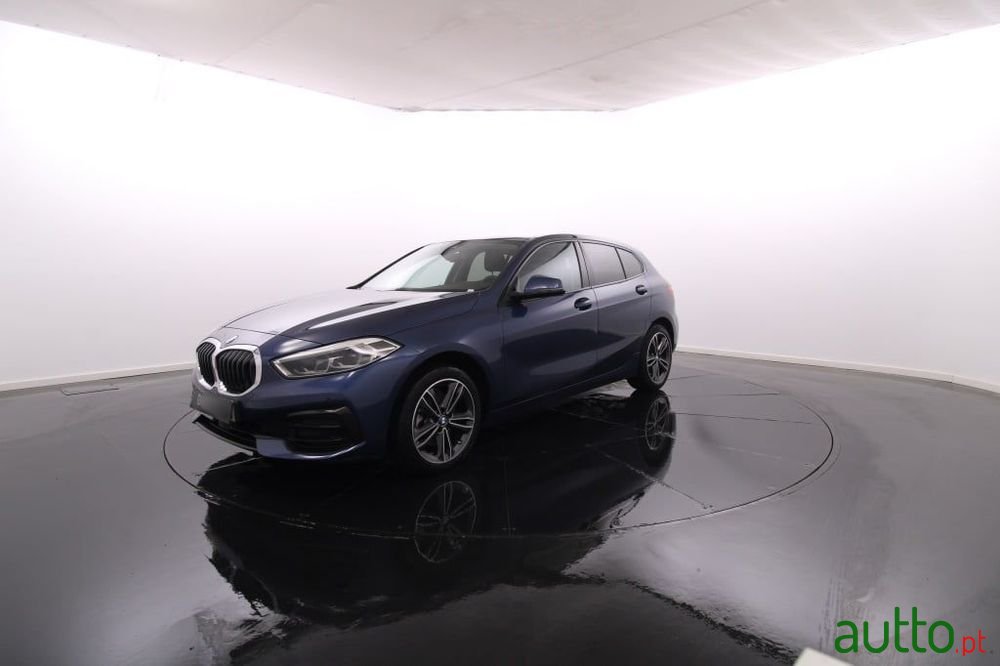 2022' BMW Série 1 D Line Sport Auto photo #1