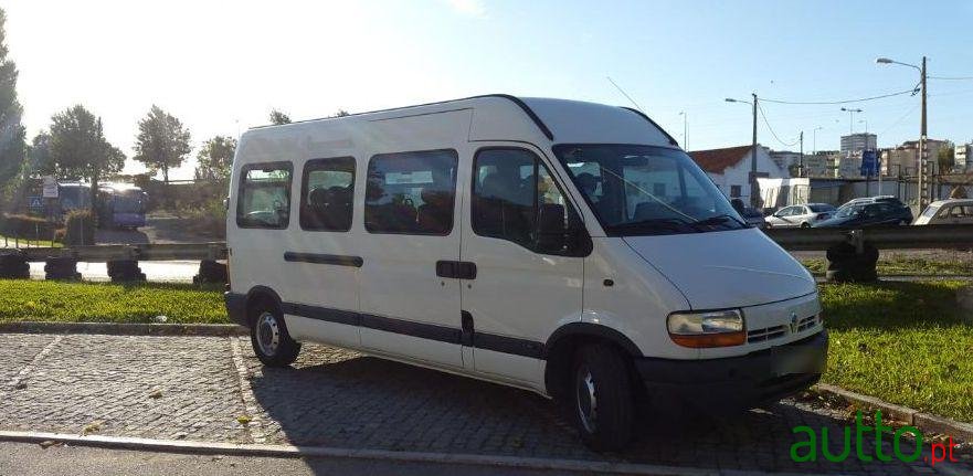 2002' Renault Master Com Lugares photo #1