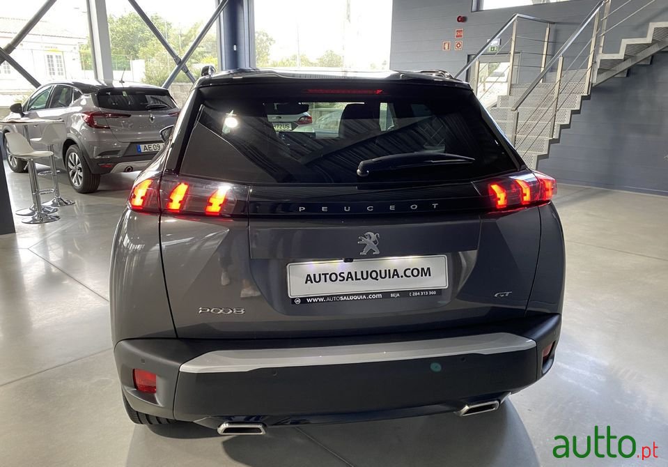 2021' Peugeot 2008 photo #4