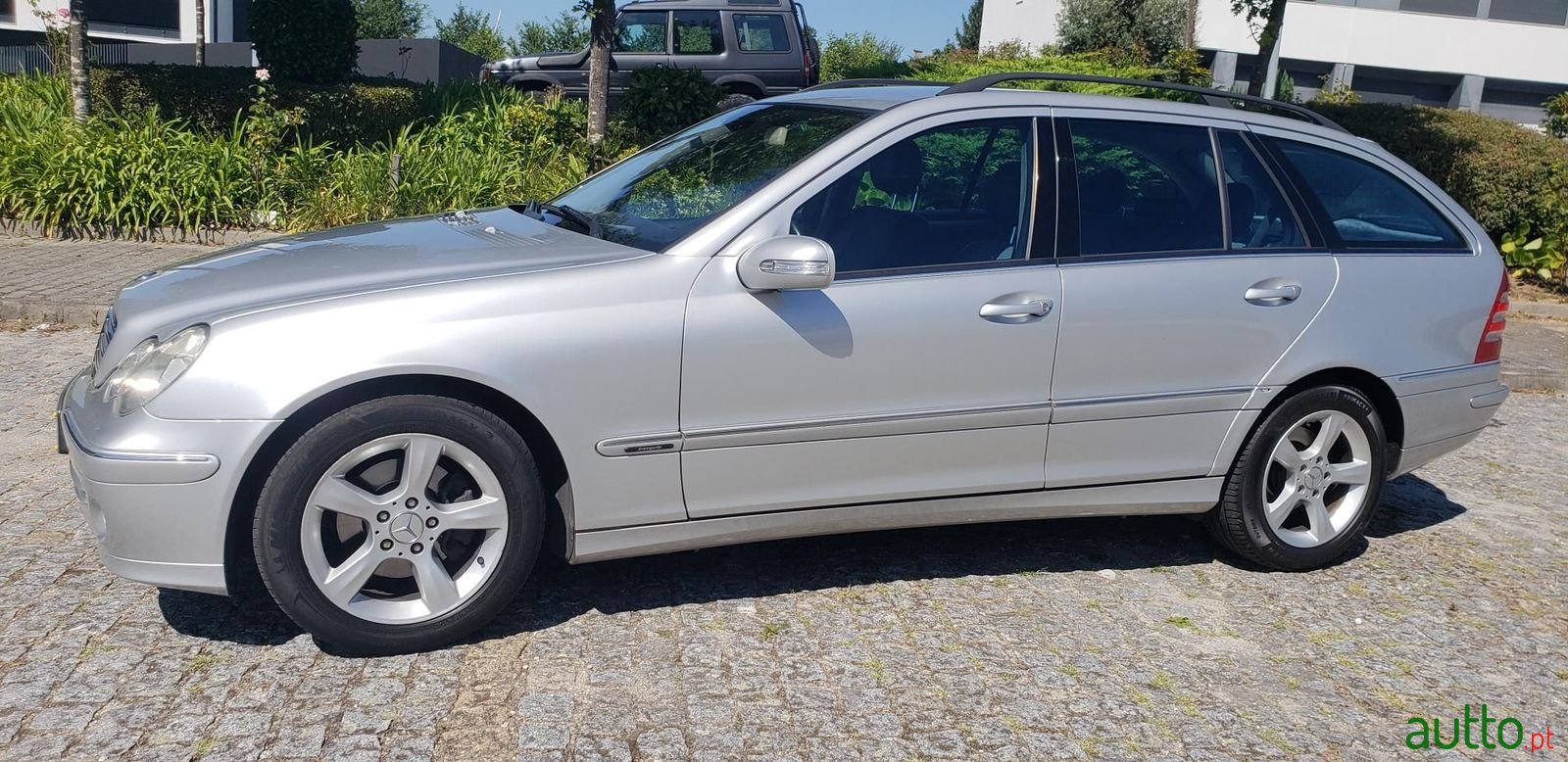 2005' Mercedes-Benz C-220 photo #3