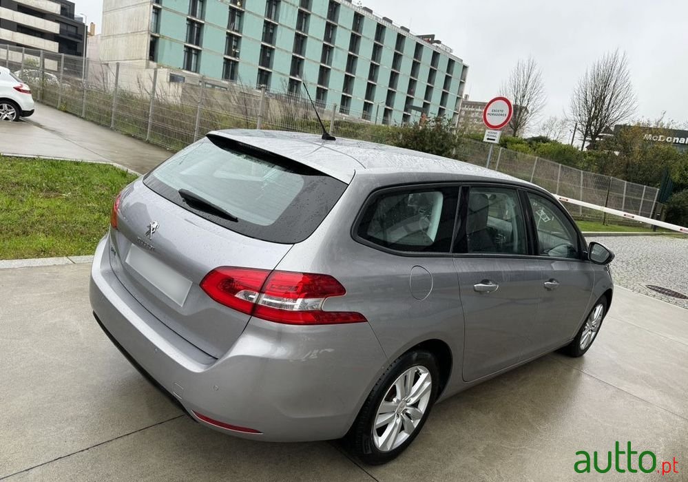 2015' Peugeot 308 Sw photo #4