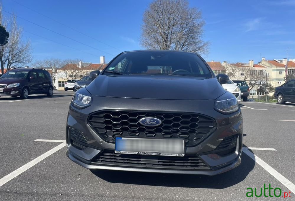 2023' Ford Fiesta photo #2