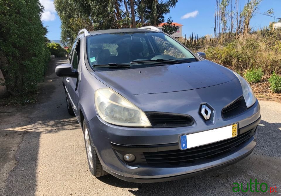 2008' Renault Clio Break photo #3