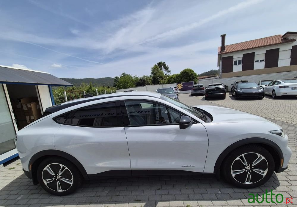 2024' Ford Mustang Mach-E photo #5