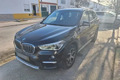 2016' BMW Série X 18 D Sdrive Xline