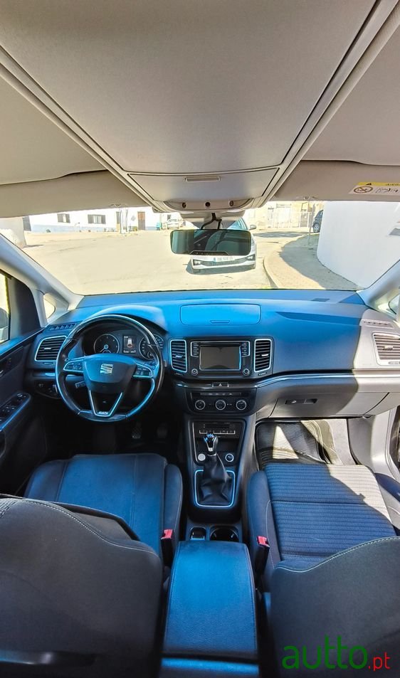 2019' SEAT Alhambra 2.0 Tdi Xcellence photo #4