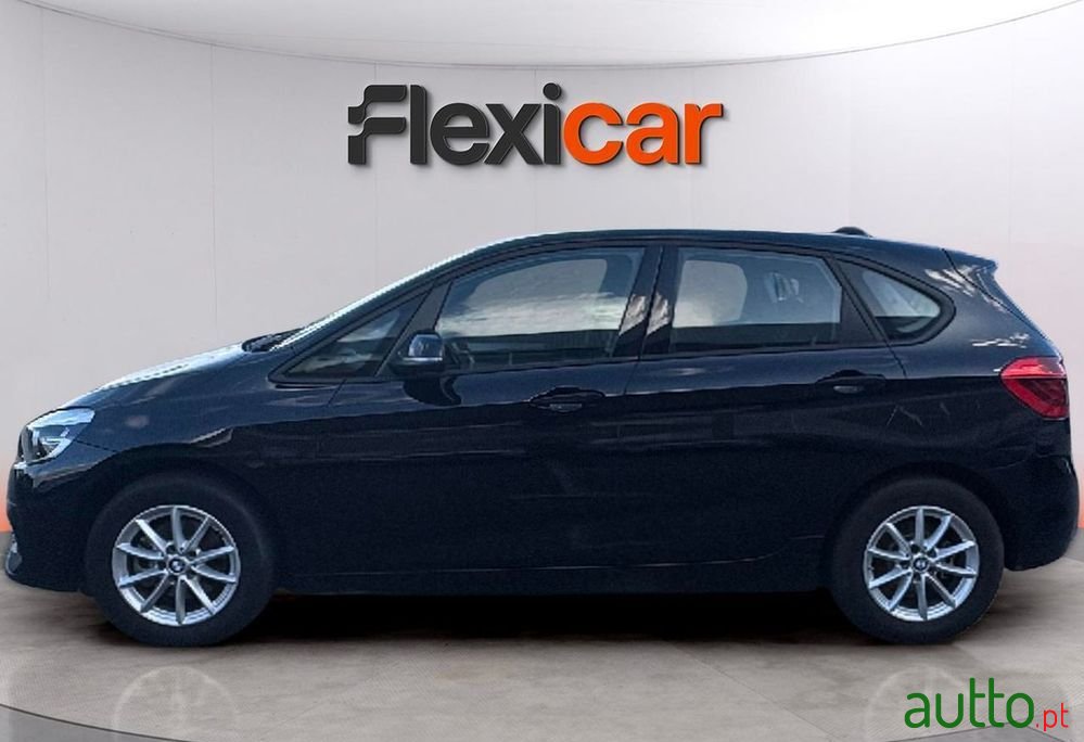 2020' BMW Série 2 D Advantage photo #4