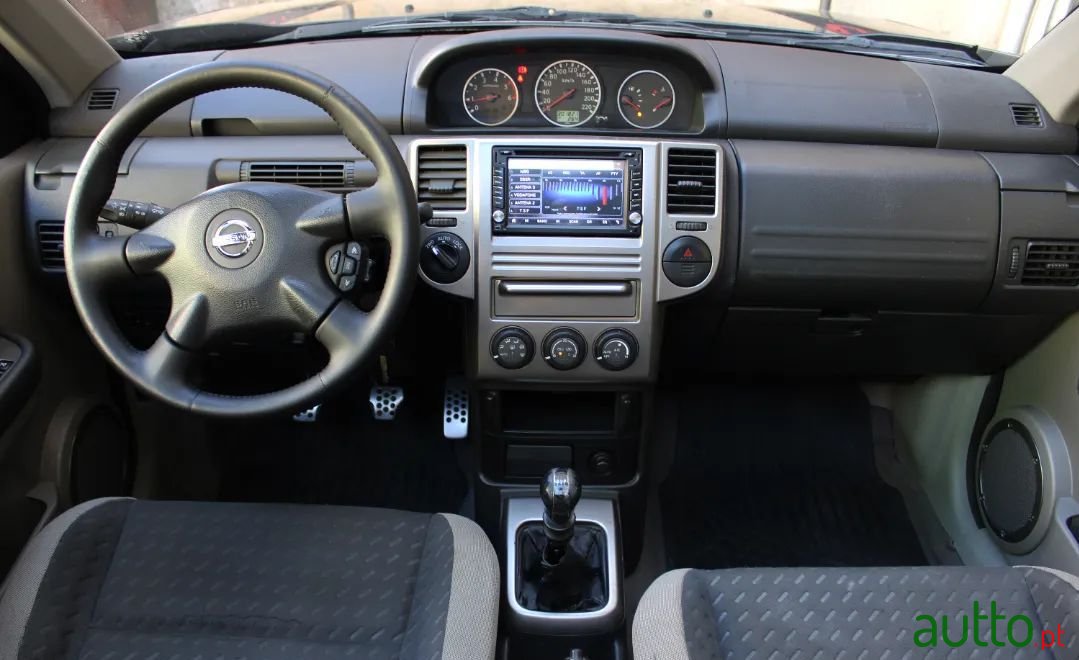 2004' Nissan X-Trail photo #5