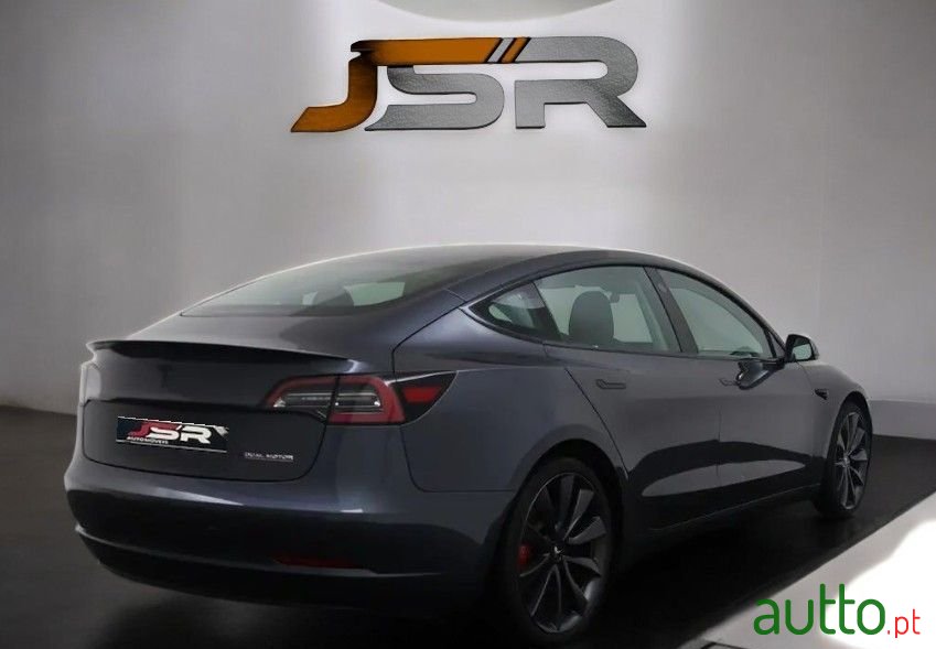 2020' Tesla Model 3 photo #2