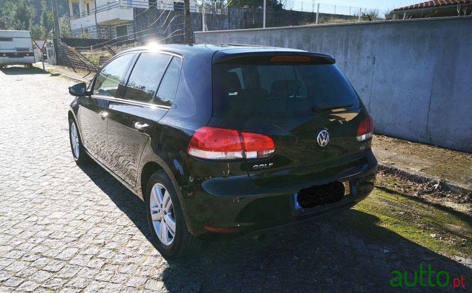 2012' Volkswagen Golf photo #1