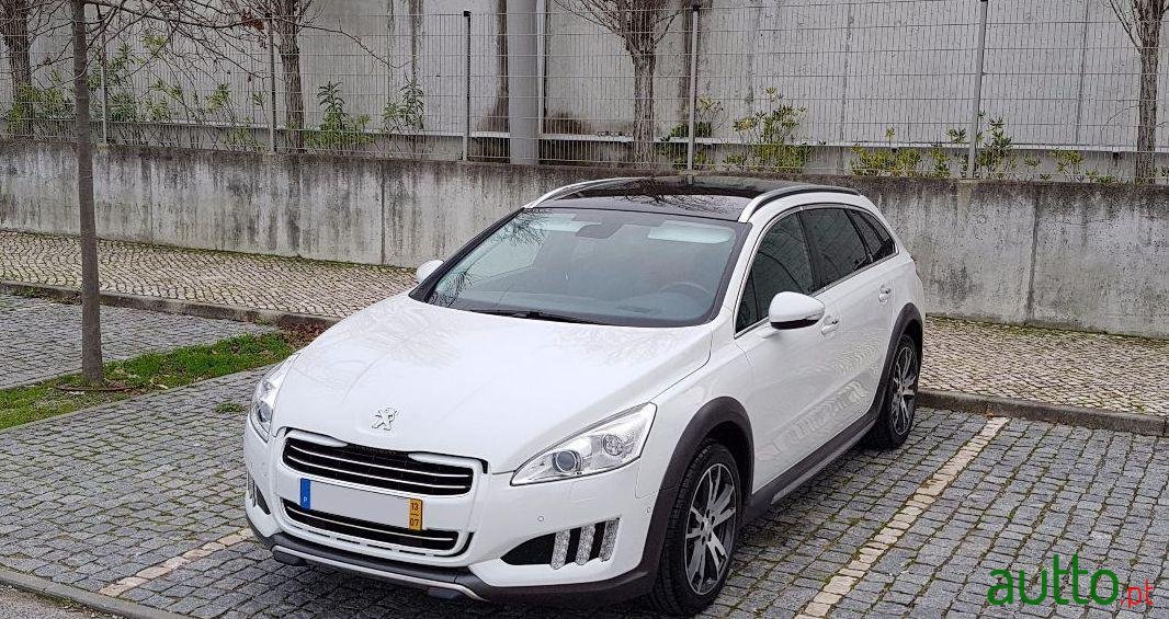 2013' Peugeot 508 RXH photo #1