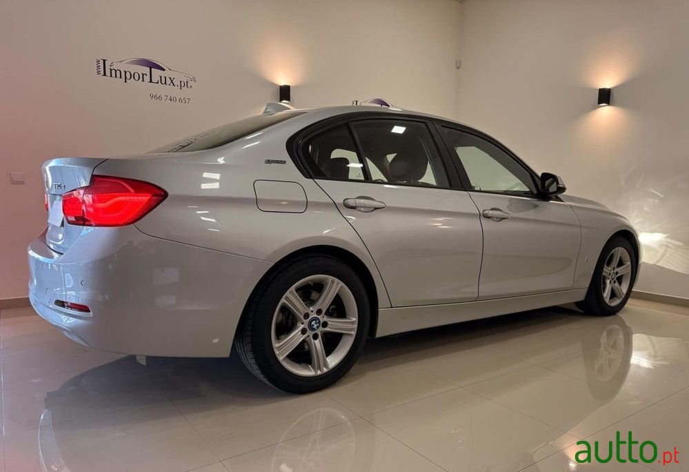 2018' BMW Série 3 E photo #2