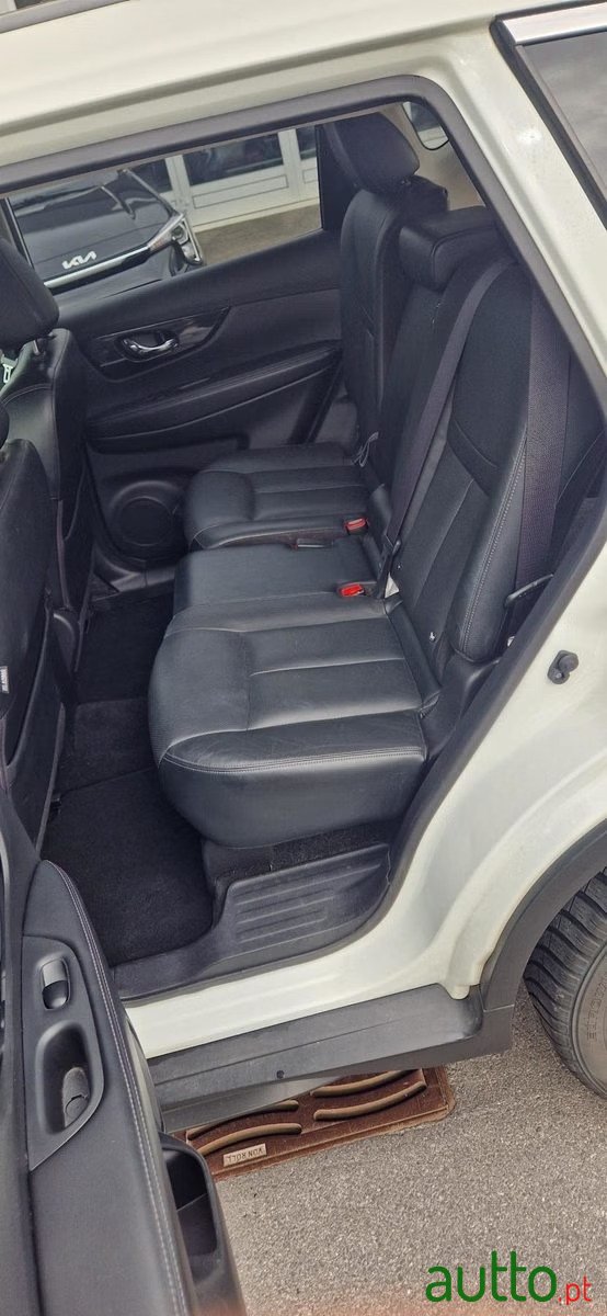 2019' Nissan X-Trail 2.0 dCi Acenta 4x4 photo #4