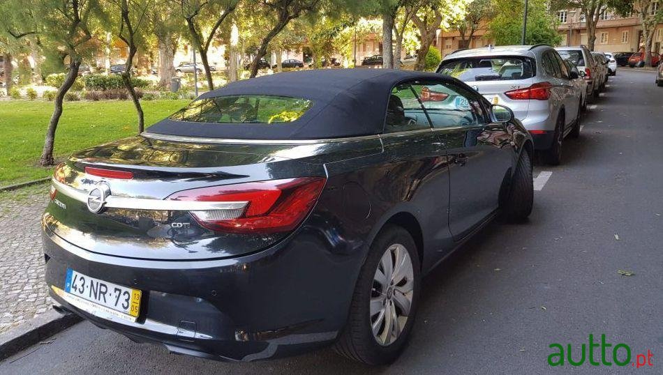 2013' Opel Cascada photo #3