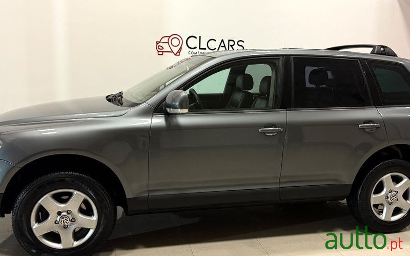 2003' Volkswagen Touareg 2.5 Tdi photo #2